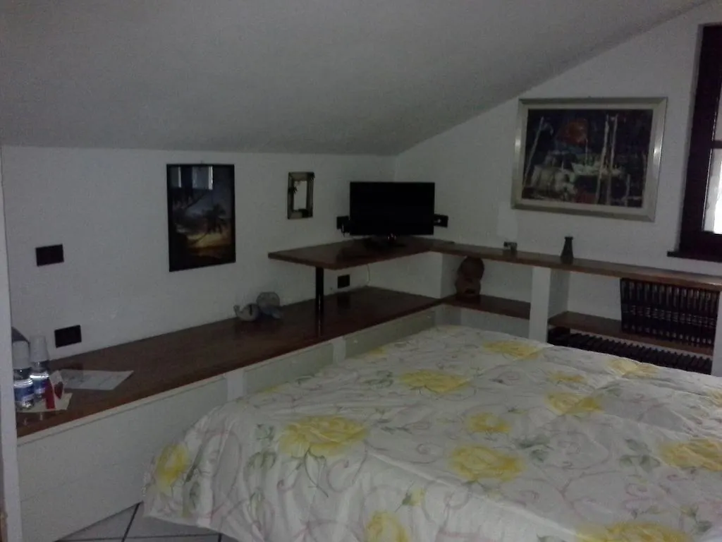 B&B Claro De Luna Tovo San Giacomo Bed & Breakfast